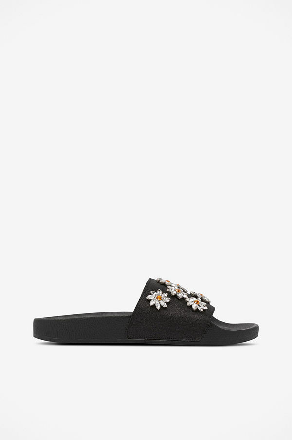 The White Brand Slipper Marga