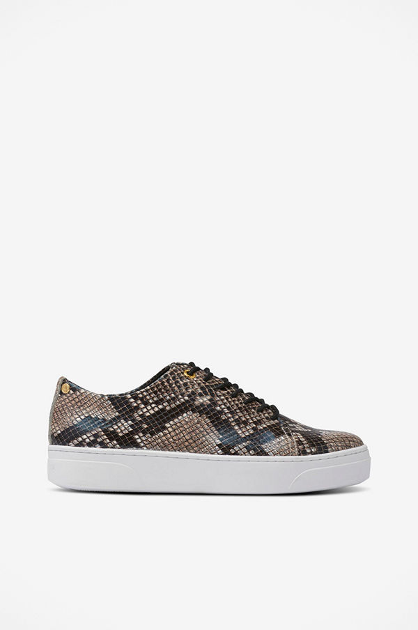 Agnes Cecilia Sneakers Lindy Lace Up