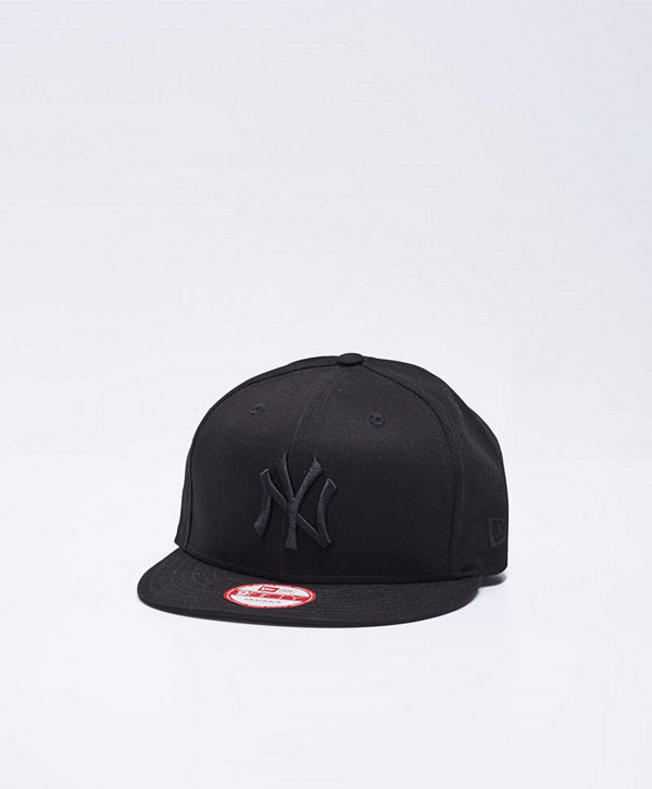 New Era MLB 9 Fifty New York Yankees Black on Black