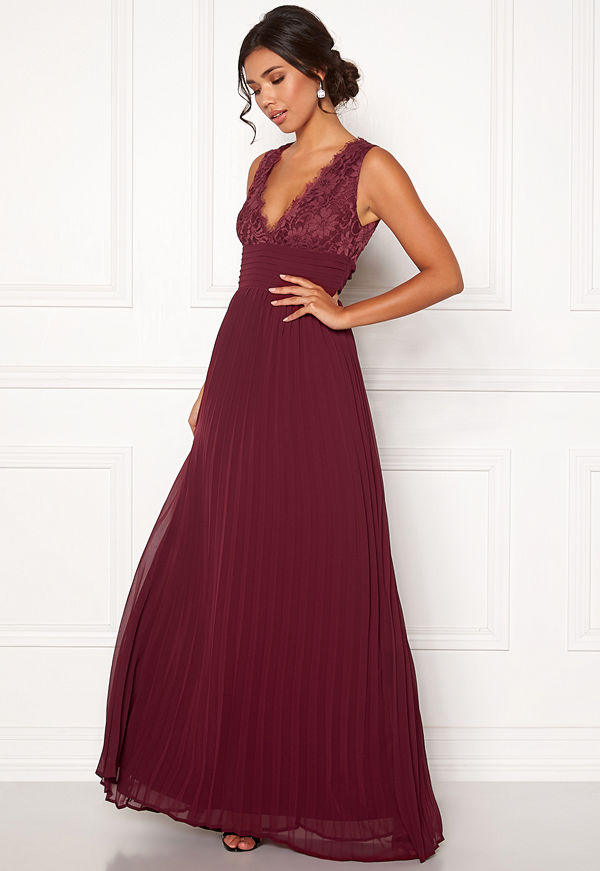 Bubbleroom Marianna lace top gown