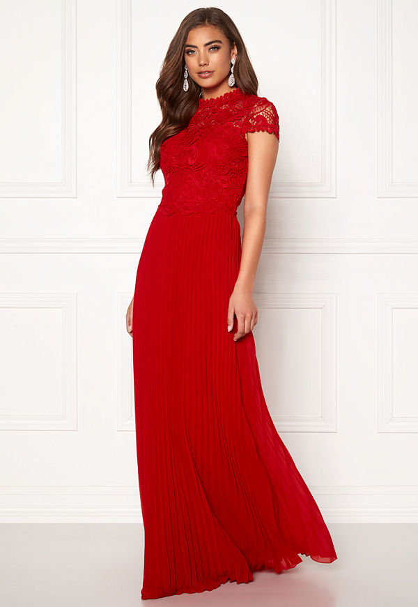 Moments New York Kassia Crochet Gown Red