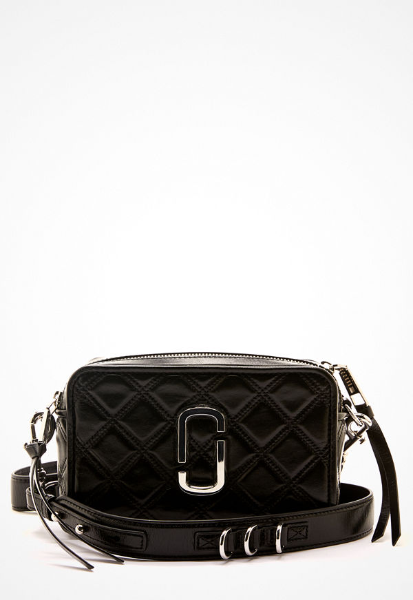 Marc Jacobs (THE) svart axelväska The Quilted Softshot 21 001 Black