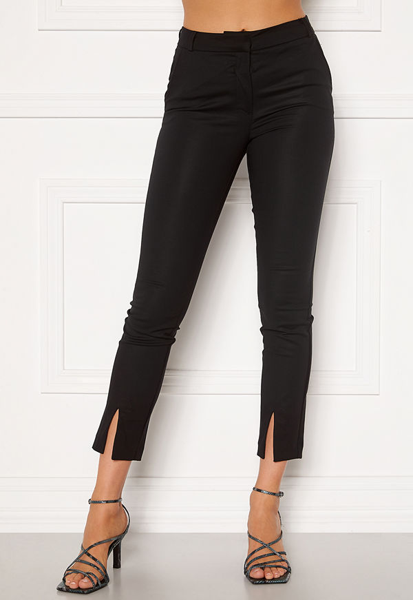 Vero Moda svarta byxor Clansy MR Tapered Slit Pant Black