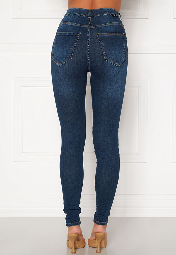 Dr. Denim Solitaire