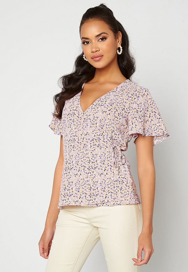 Vila Lovie S/S Wrap Top Laveder AOP Sia