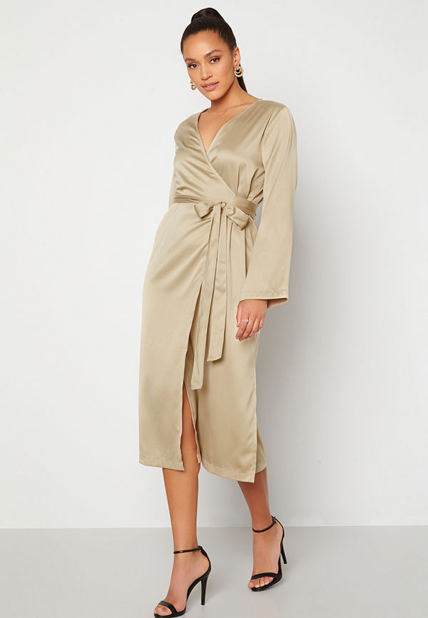 Alexandra Nilsson X Bubbleroom Satin Wrap Midi Dress Dark beige