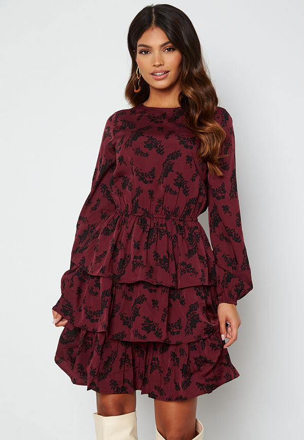 Happy Holly Astrid Flounce Dress Wine-red