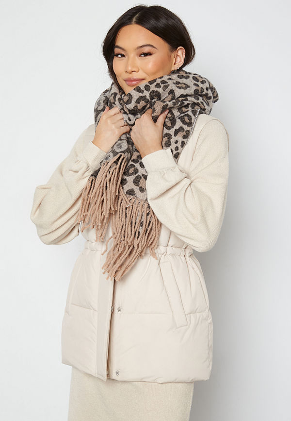 Pieces Jira Wool Scarf Natural AOP Leo