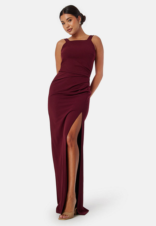 Bubbleroom Occasion Square neck slit maxi dress Wine red