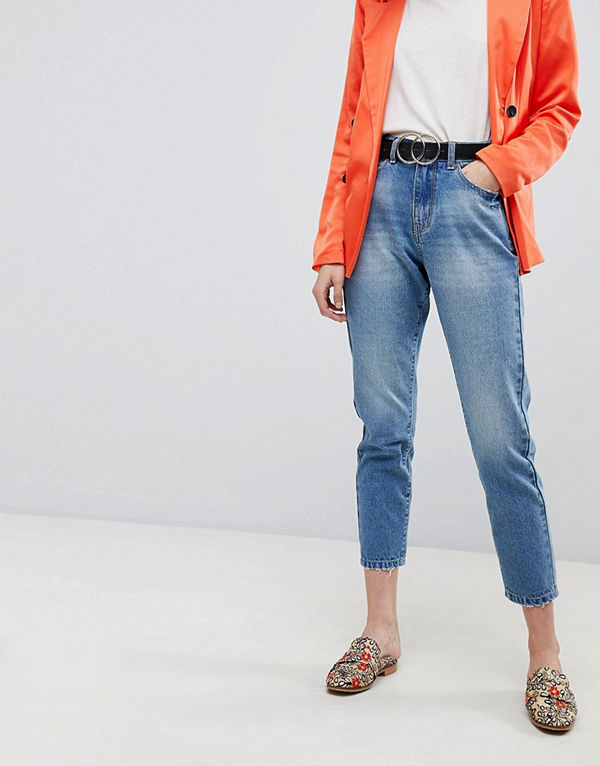 Vero Moda Avklippta mammajeans Mellanblå