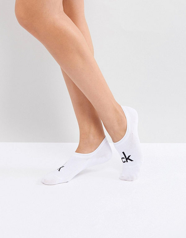 Calvin Klein Steps med retrologga