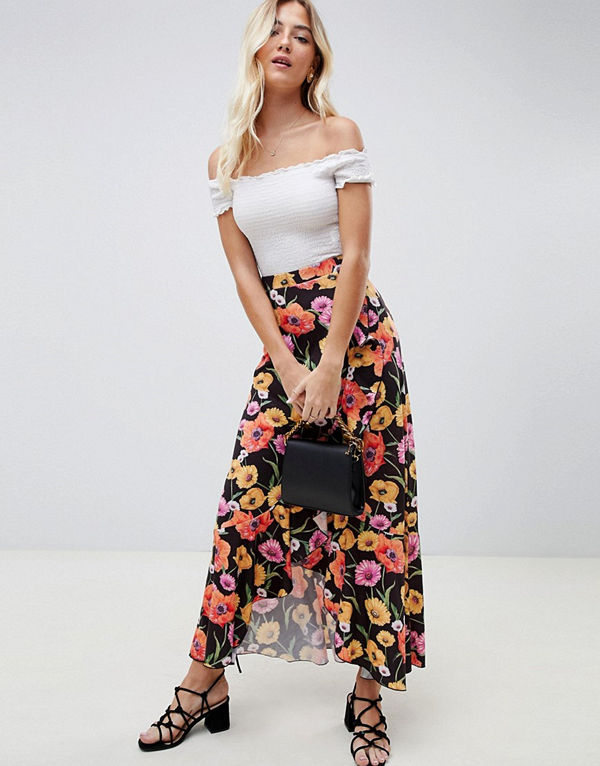 ASOS DESIGN Blommig maxikjol i omlott med volang och knytband