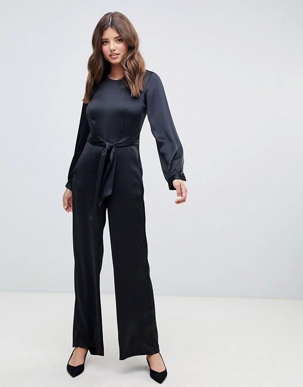 Closet London Svart jumpsuit med puffärmar
