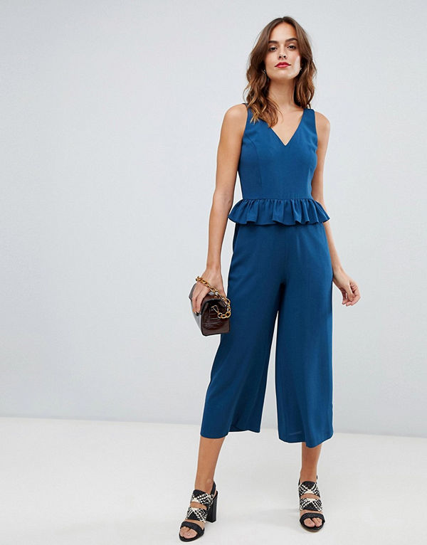 ASOS DESIGN Jumpsuit med volang och smala axelband Tealblå