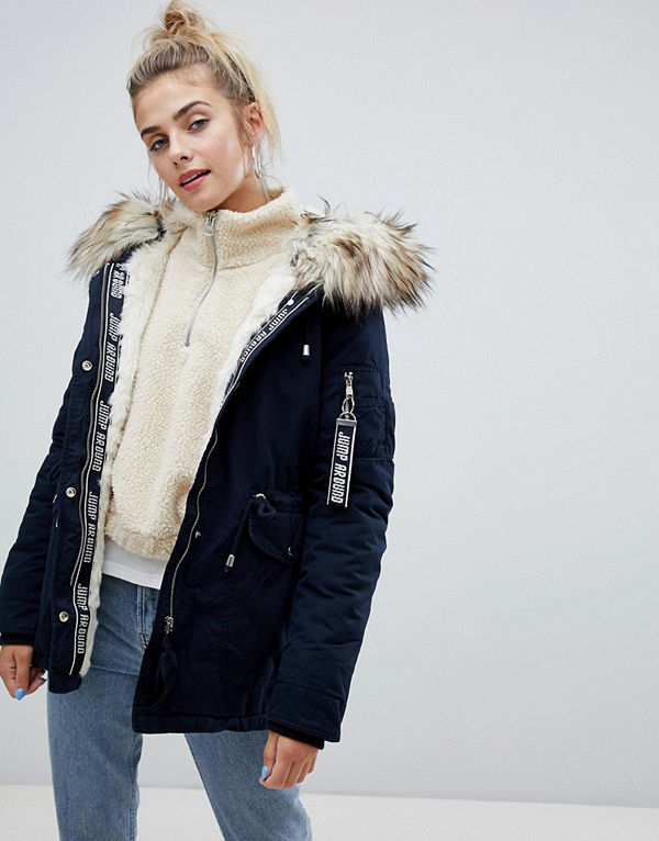 Bershka Marinblå parkas