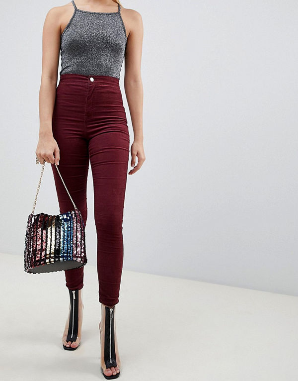 ASOS DESIGN Rivington Oxblodsfärgade jeggings i manchestertyg med hög midja Oxblodsfärgad