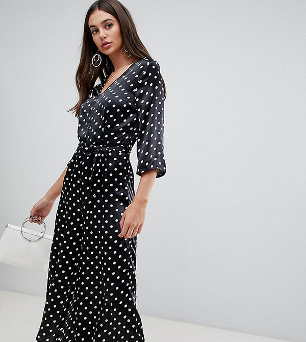Influence Tall Prickig jumpsuit i satin med knytning i midjan