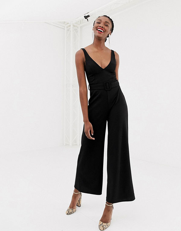 New Look Svart jumpsuit med skärp