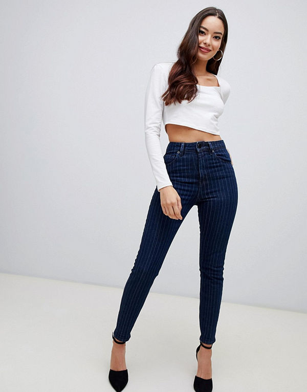 ASOS DESIGN Blå kritstrecksrandiga skinny jeans med extra hög midja i återvunnet tyg Indigoblå kritstrecksränder