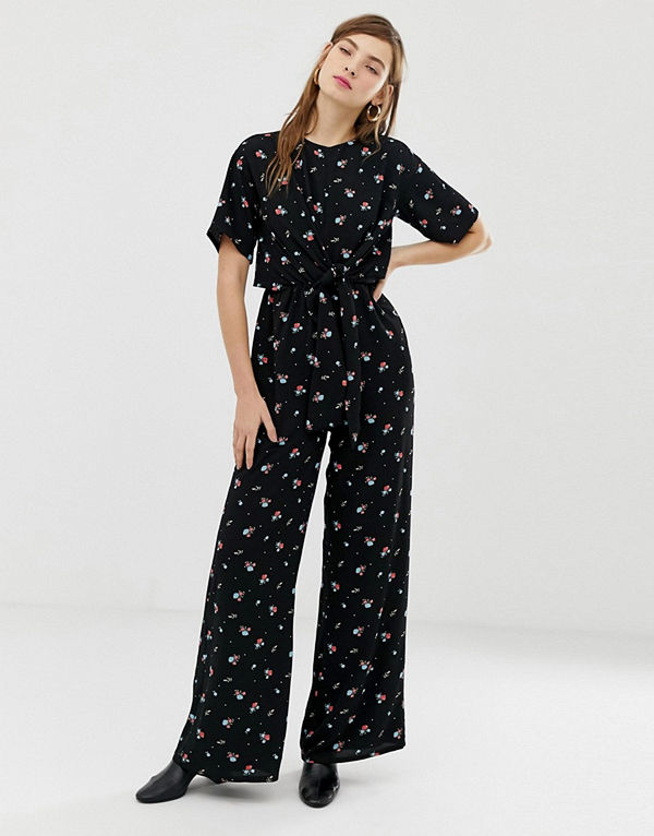 Glamorous Blommig jumpsuit i vintagestil med knytning fram