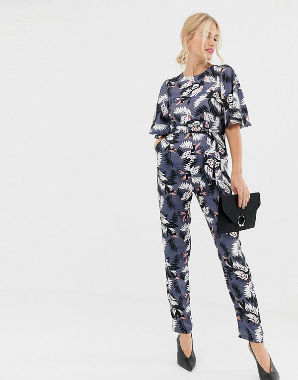 Uttam Boutique Blommig jumpsuit med korta ärmar