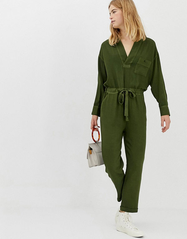 ASOS White Casual jumpsuit med v-ringning