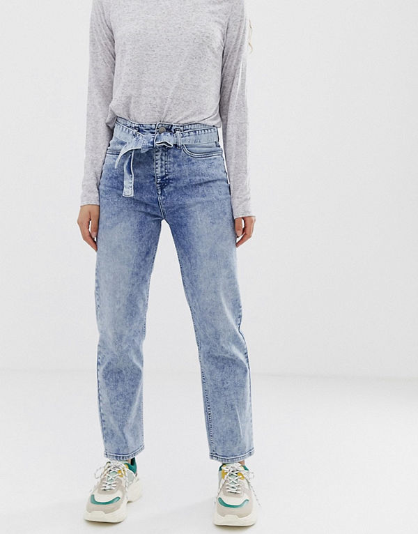 ASOS DESIGN Farleigh Stentvättade jeans med raka ben