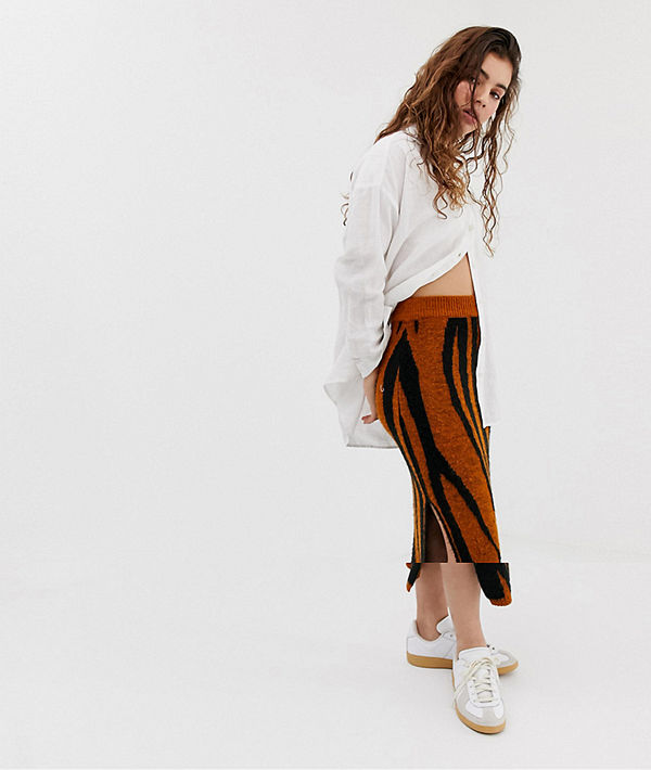 ASOS DESIGN Tiger Stickad midikjol