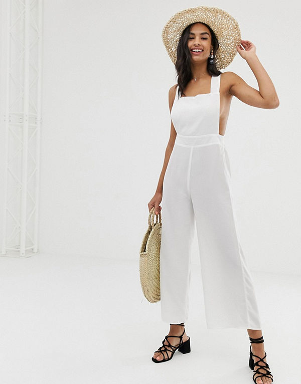 Fashion Union Fiesta Vit jumpsuit för stranden