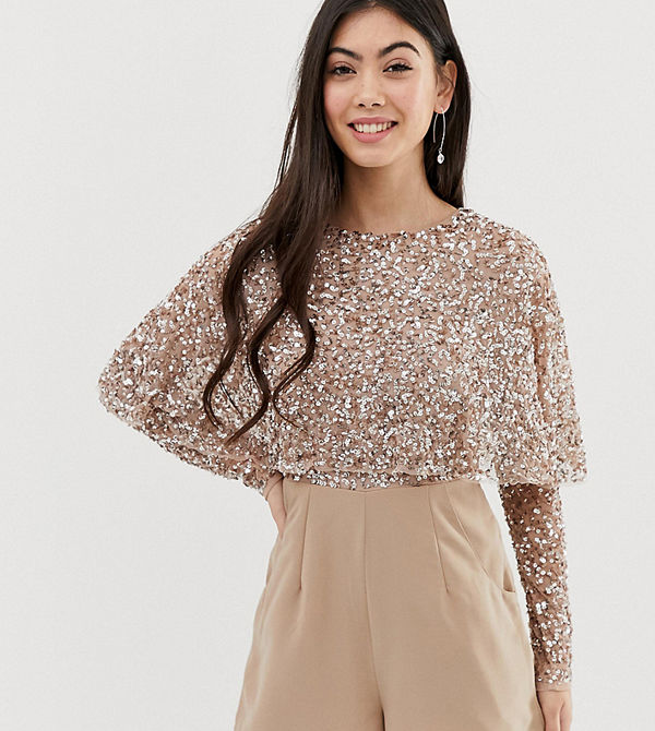 Maya Petite Gråbrun playsuit med plajettprydd överdel med cape-detalj Mörkbrun rouge