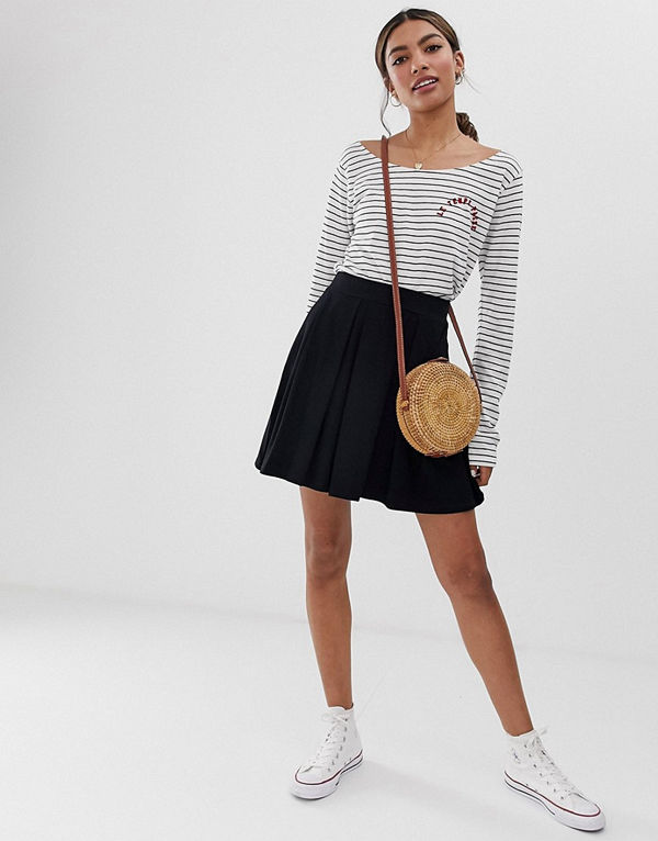 ASOS DESIGN Minikjol med lagda veck