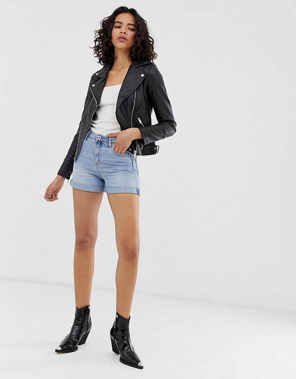 Warehouse Jeansshorts i ljus tvätt Stentvätt