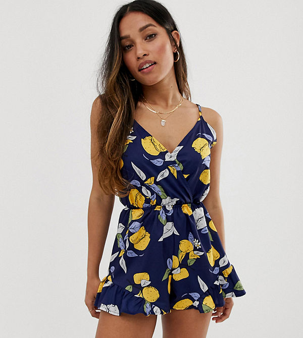 Parisian Petite Citronmönstrad playsuit med smala axelband Flerfärgad