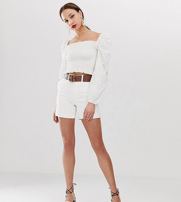 Vero Moda Tall Shorts i "mom jeans"-modell med hög midja