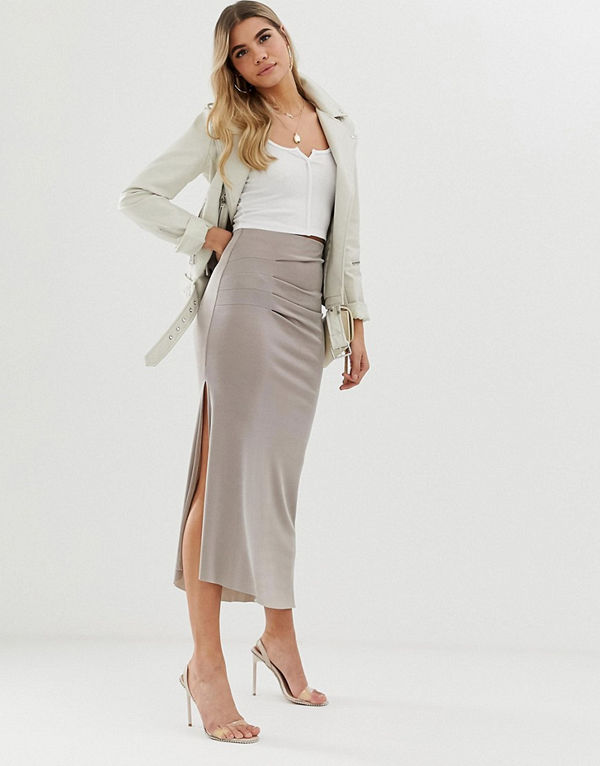 ASOS DESIGN Åtsittande maxikjol med volang i sidan Grå