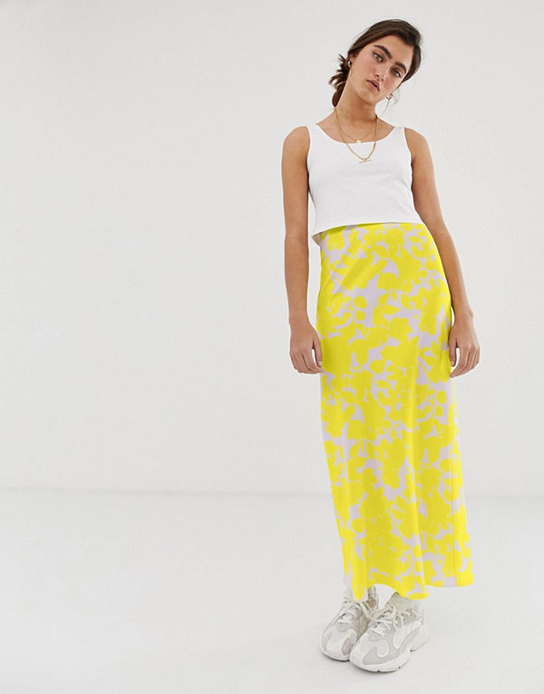 ASOS DESIGN Blommig