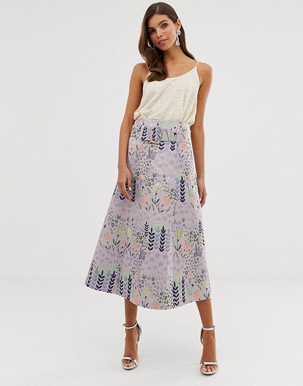 ASOS DESIGN Blommig midikjol i jacquard-tyg med skärp Blommigt