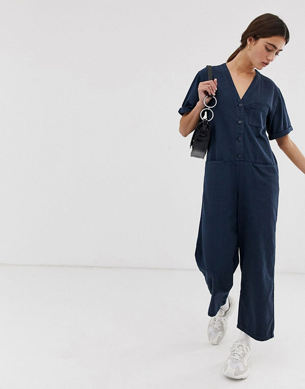 Monki Blå jeansoverall i ekologisk bomull
