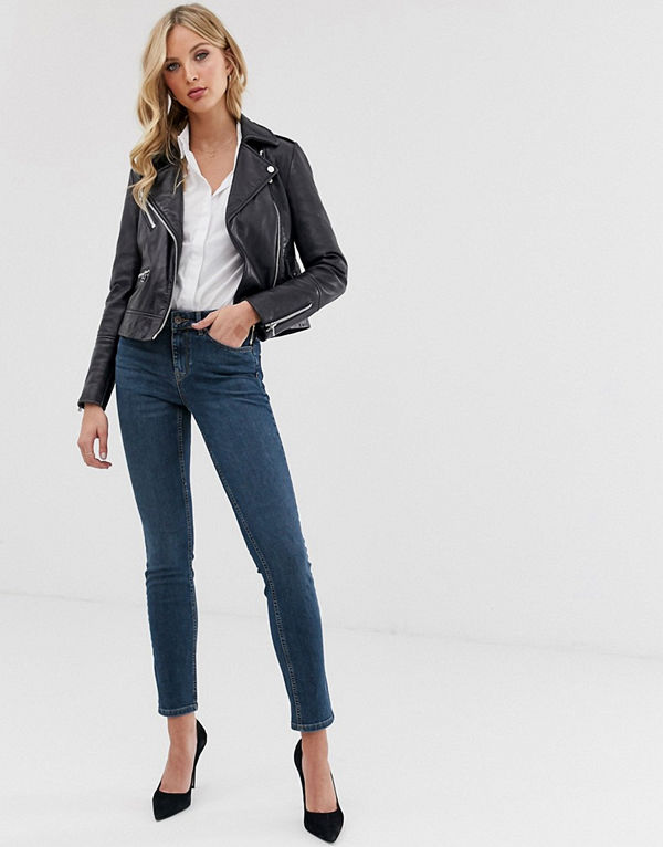 Vero Moda Slim jeans med slitna partier Mörkblå