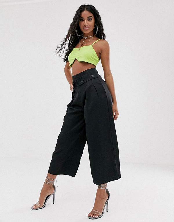 PrettyLittleThing byxor Svarta