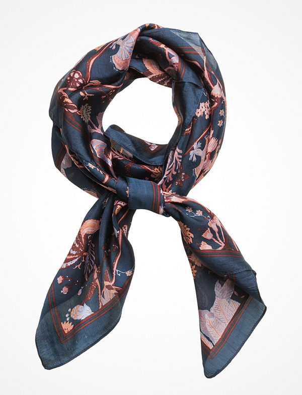 Noa Noa Scarves