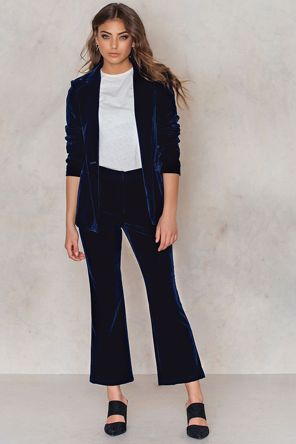 NA-KD Trend marinblå byxor Velvet Ankle Trousers