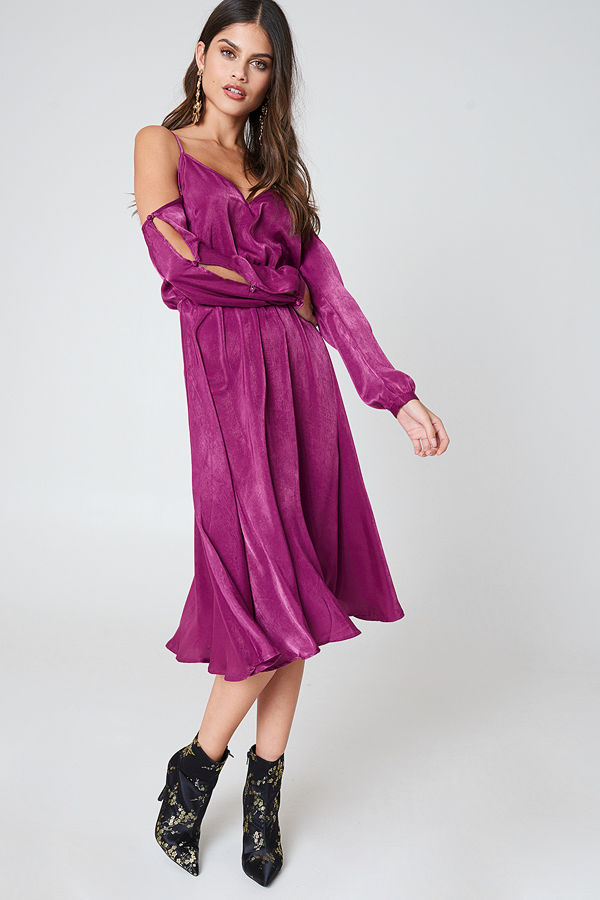 NA-KD V-Neck Cold Shoulder Midi Dress