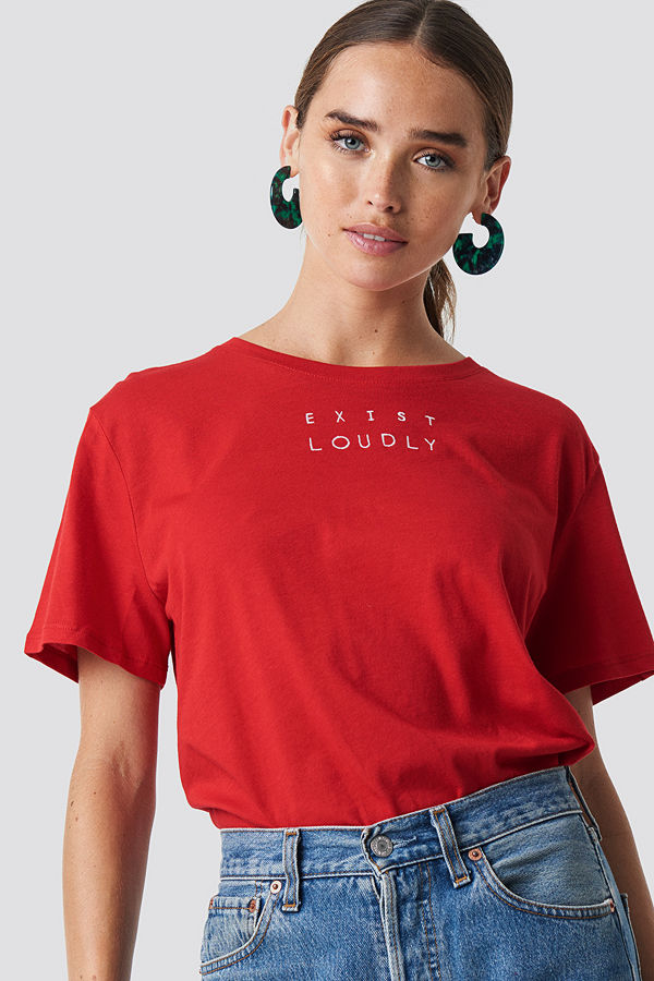 NA-KD Loudly Oversized Tee röd