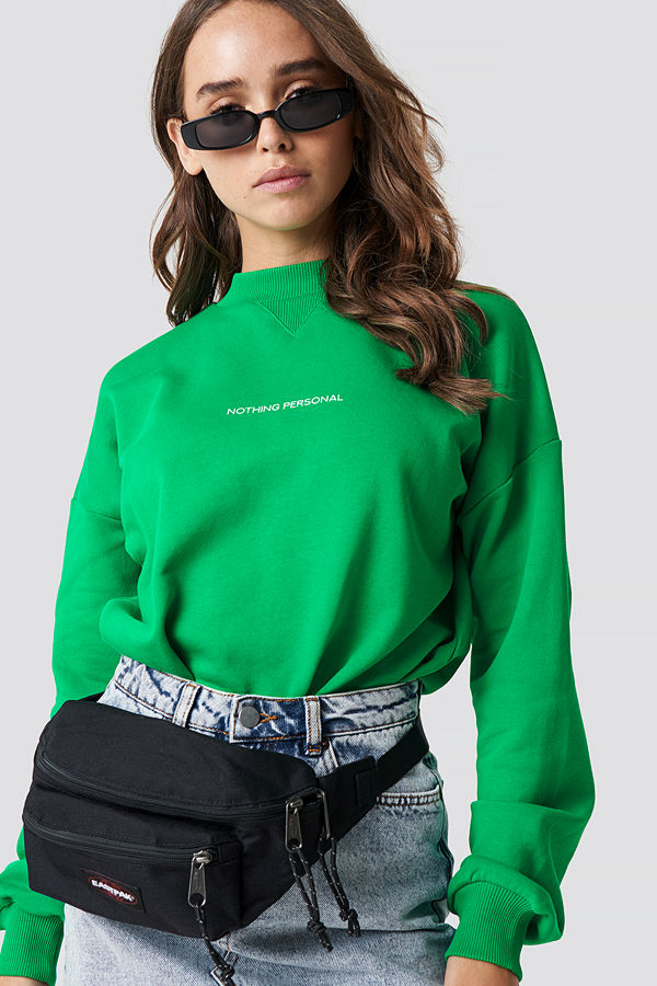 NA-KD Nothing Personal Sweater grön