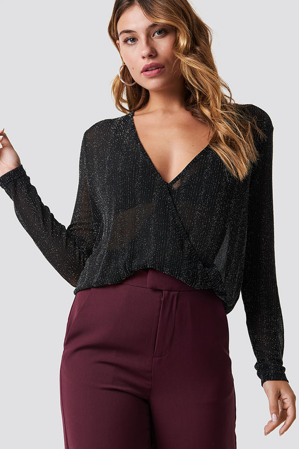 NA-KD Party Glittery Overlap Top svart