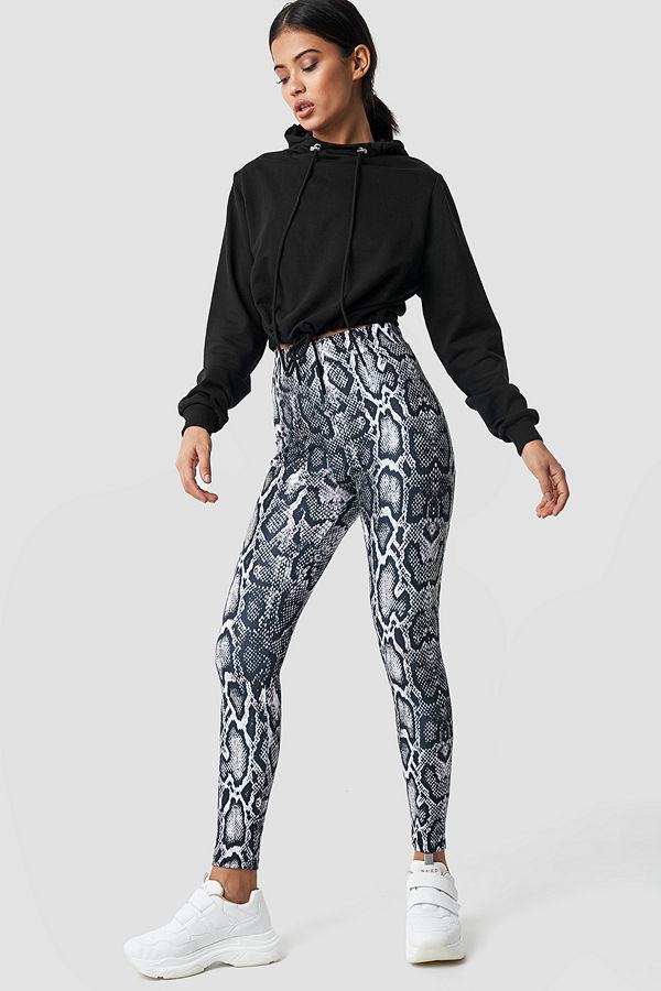 NA-KD Snake Print Leggings multicolor