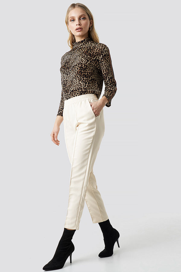 NA-KD omönstrade byxor Elastic Waist Seamline Pants offvit