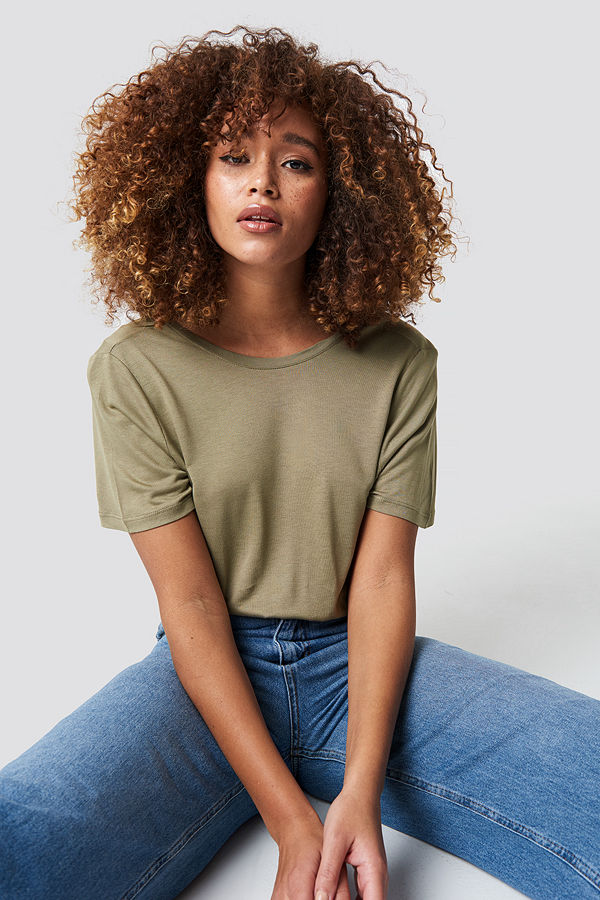NA-KD Viscose Deep Back Tee grön