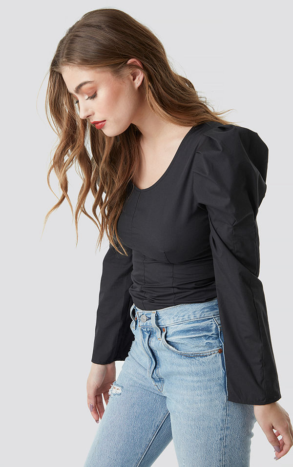 NA-KD Trend Round Neck Puff Sleeve Blouse svart